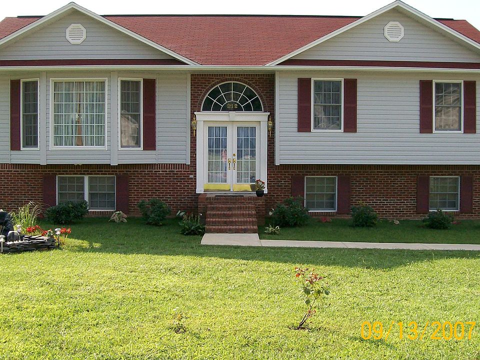 1st image of 212 Lauren Dr