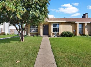 3905 Queens Ct, Garland, TX 75043