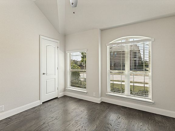 4th image of 11428 Colonial Trace Ln