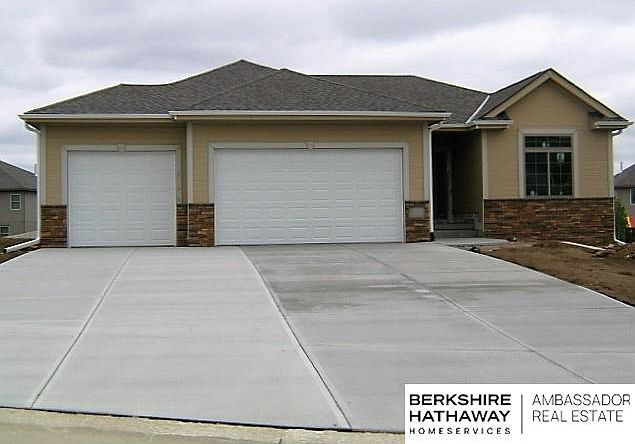 1st image of 21337 S Cobblestone Cir