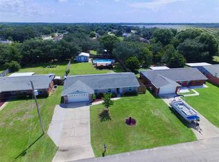 2726 Augustus Rd, Navarre, FL 32566