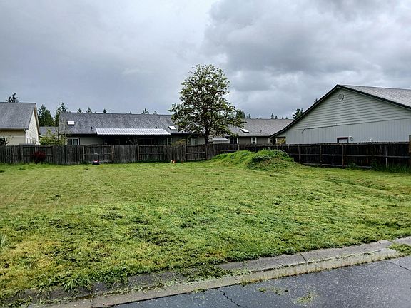 2nd image of 233 Red Cedar Ln
