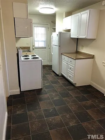3009 N Duke St — Photo 9