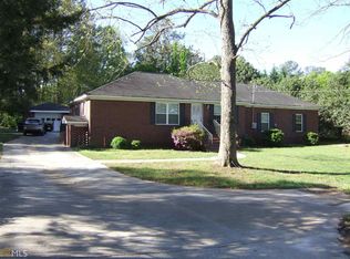 5556 Bush Rd, Atlanta, GA 30349