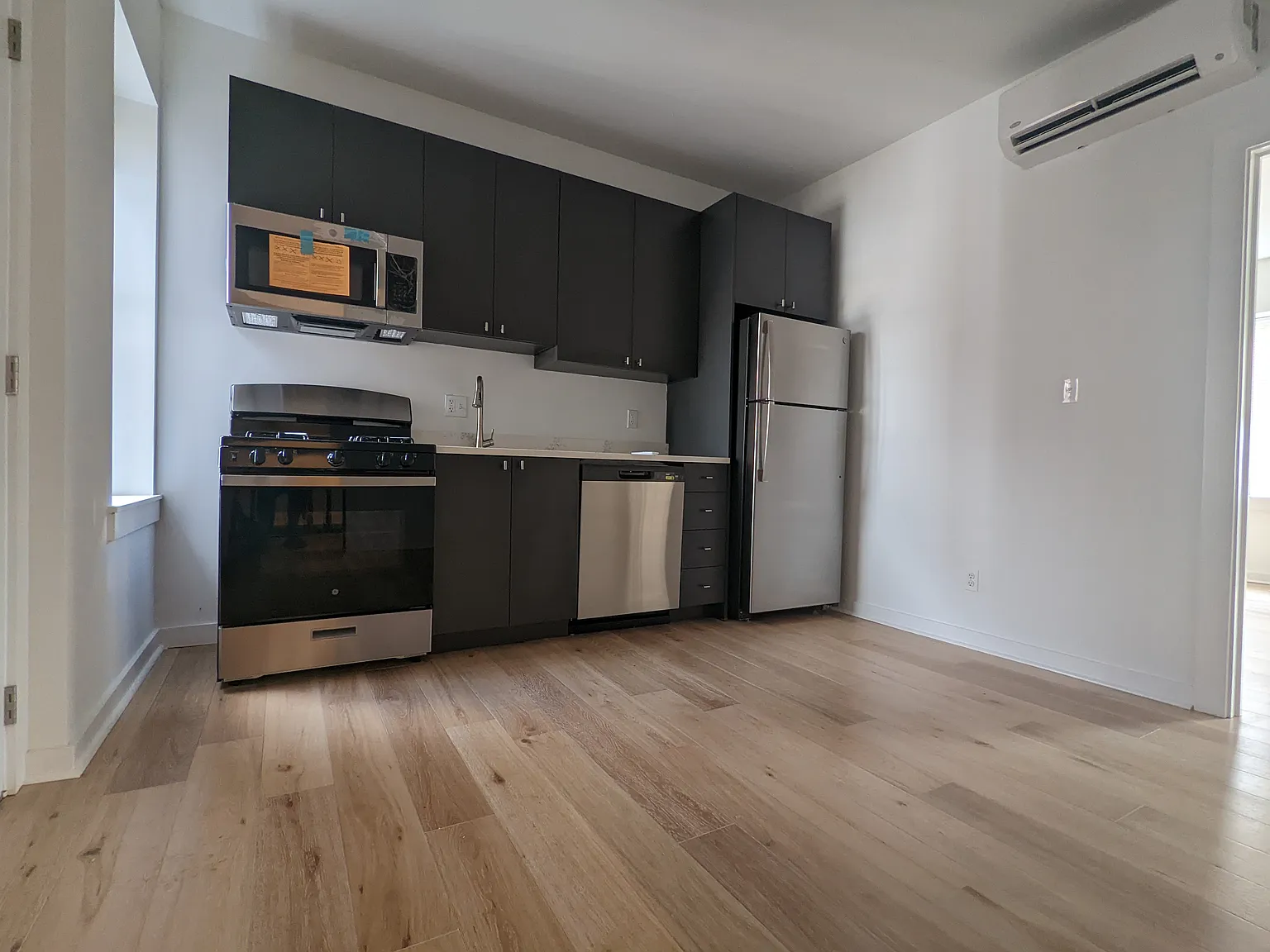 848 N 22nd St #3F — Photo 4
