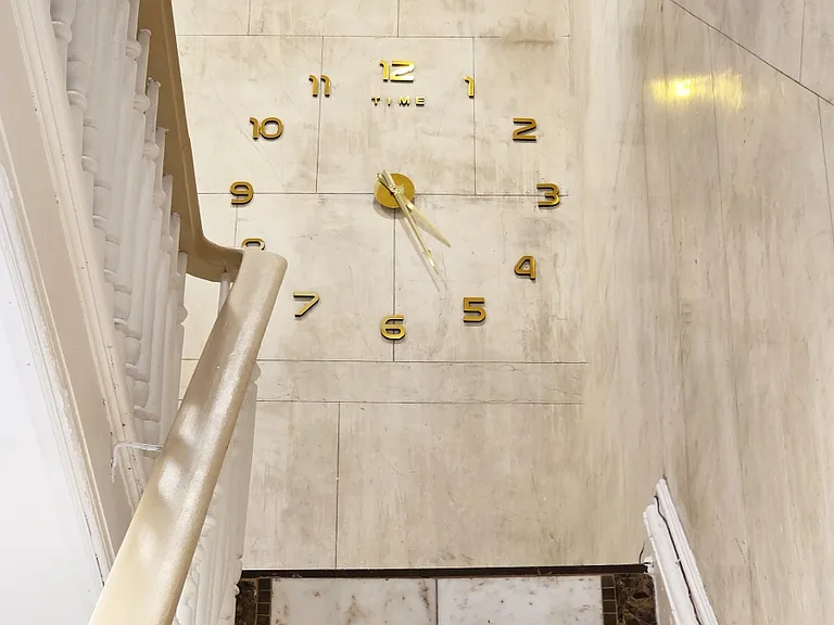 70 Weirfield Street3rd Floor1st Room Brooklyn Ky — Photo 11