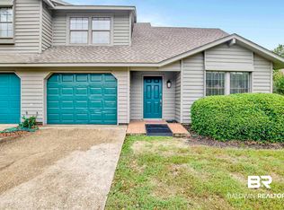 389 Clubhouse Dr, Gulf Shores, AL 36542