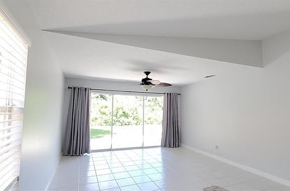 5th image of 1636 SW Shady Lake Ter