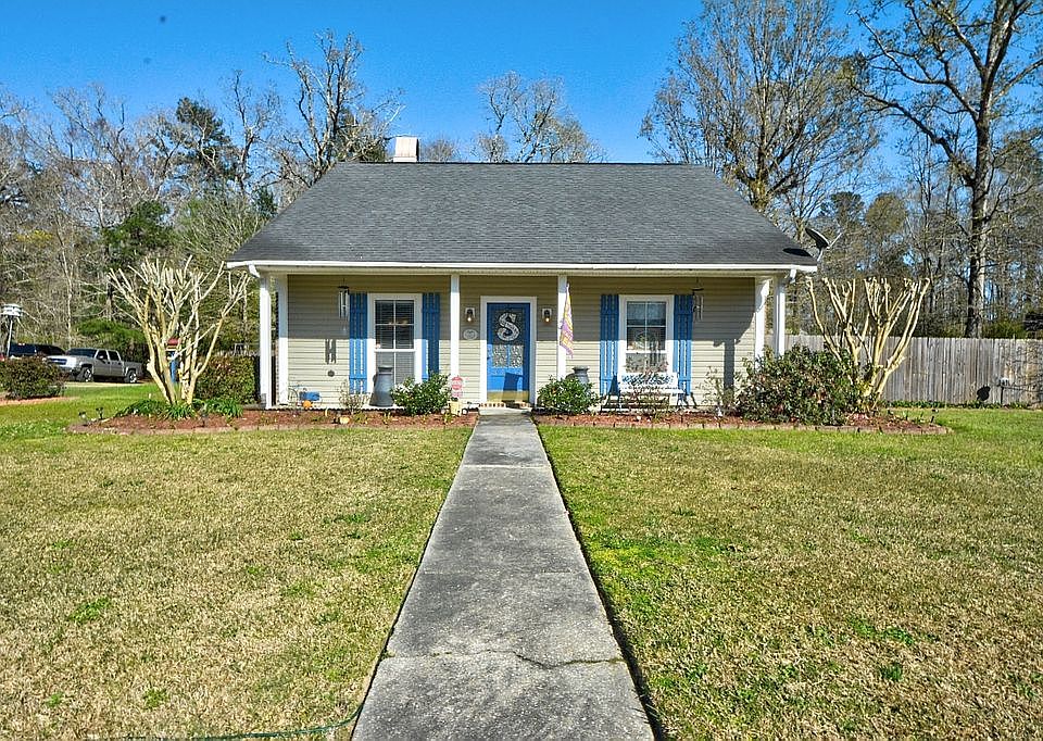1st image of 32616 Madeline Dr
