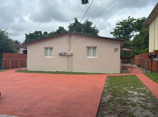 257 NW 57th St, Miami, FL 33127