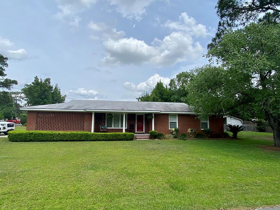 1st image of 1102 Breckenridge Dr