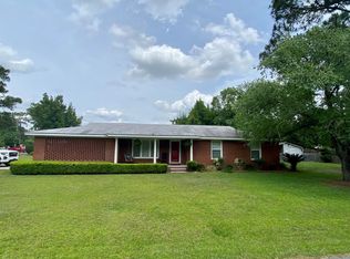 1102 Breckenridge Dr, Adel, GA 31620