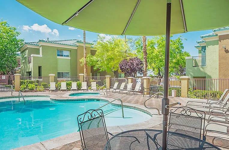 Horizon Ridge Apartments — Photo 14