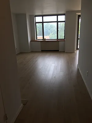 Rented by Daniel Saat, LREB | media 15