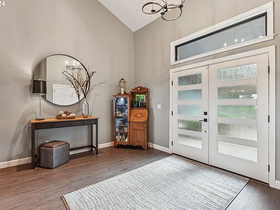 3rd image of 18717 Madrona Dr