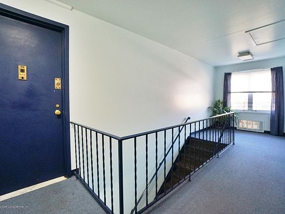 2nd image of 922 Armstrong Ave APT 2-4