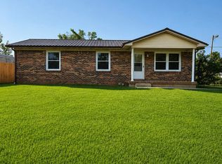 135 L&n Turnpike Rd, Munfordville, KY 42765