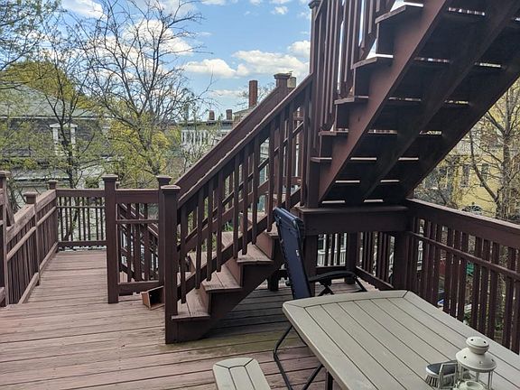 5th image of 38 Bigelow St APT 3