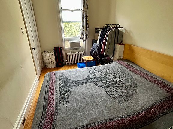 4th image of 329 W 88th St APT 4N