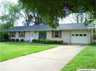 2211 Penhall Dr NE, Huntsville, AL 35811