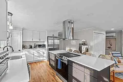 14 Avenue A #1 — Photo 3