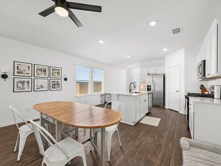 151 Galanthus Ct — Photo 10