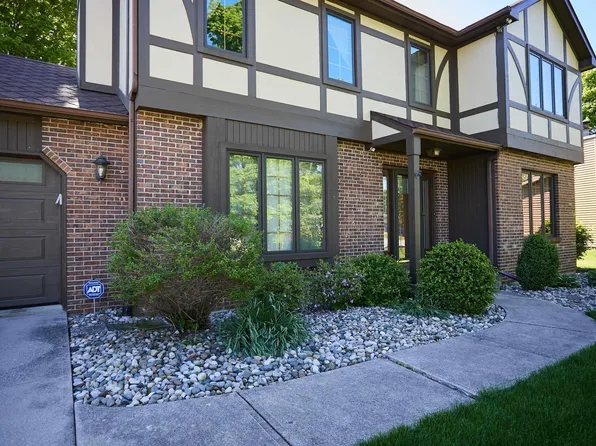 7430 Clingmans Trl, Fort Wayne, IN 46835