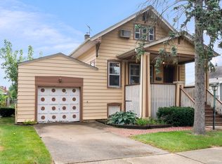 17 N Chester Ave, Park Ridge, IL 60068