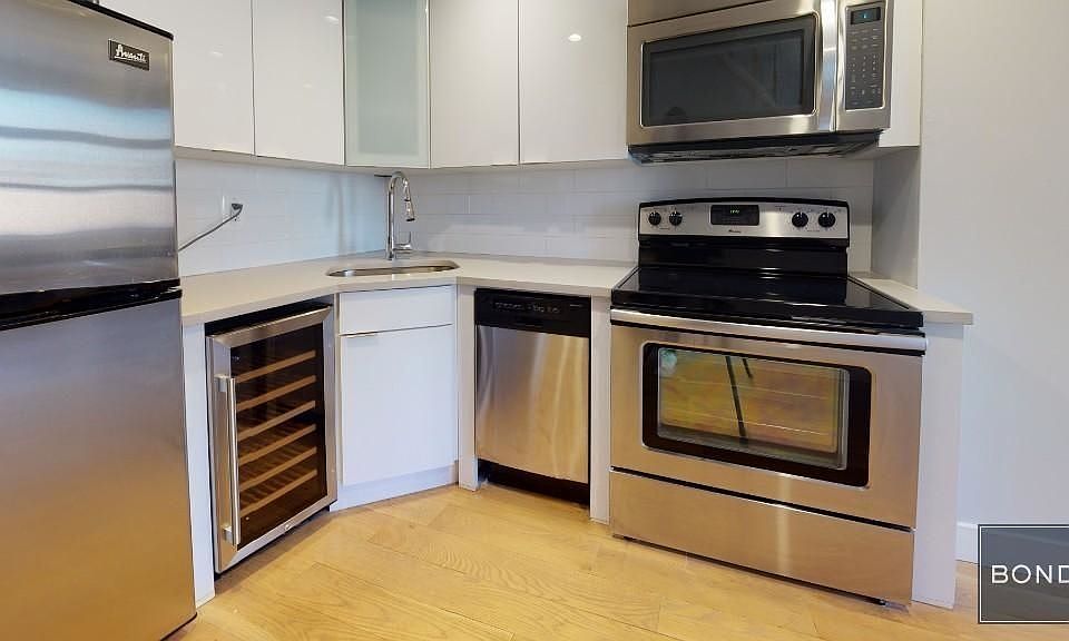 1st image of 402 E 83rd St #6B2