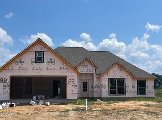88 Bedford Farms Dr, Jackson, TN 38305