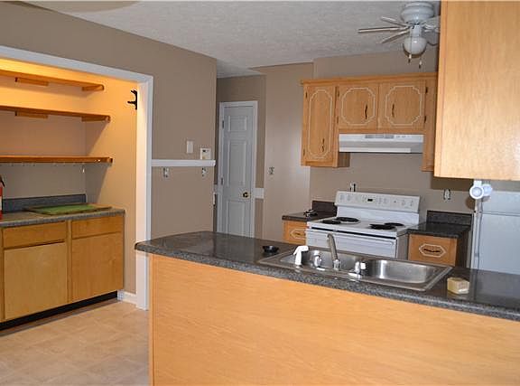 4th image of 3427 Kingfisher Dr