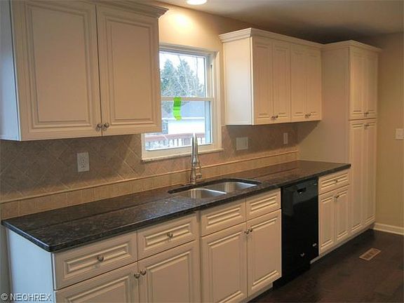4th image of 6201 Padua Dr N