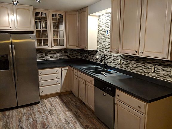 newly refinished kitchen