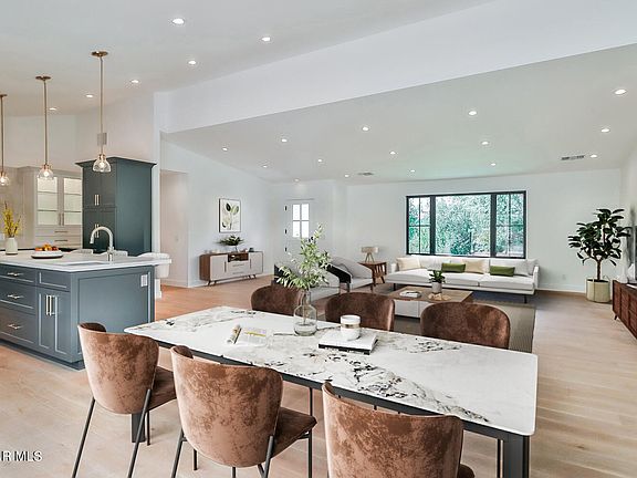 4th image of 1062 La Cresta Dr