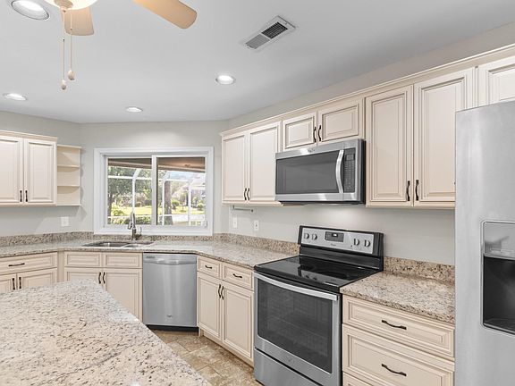 5th image of 8256 Timber Ridge Rd.