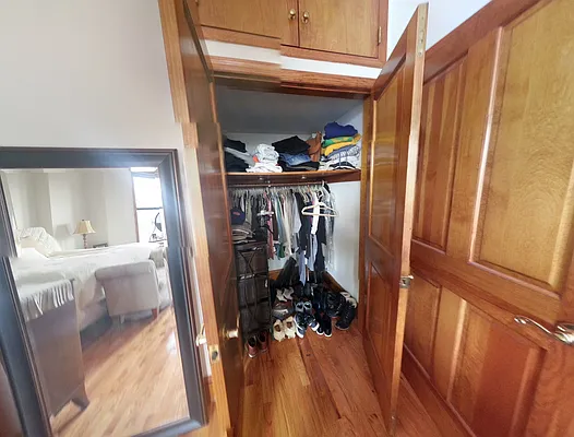 Rented by America Mecca Realty LLC | media 51