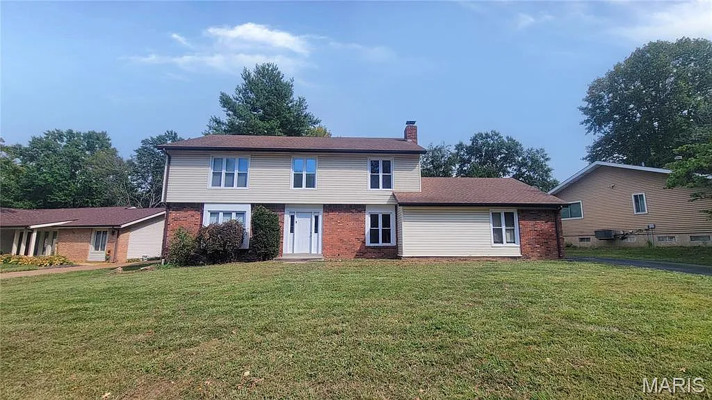 12518 Woodstream Dr photo 1