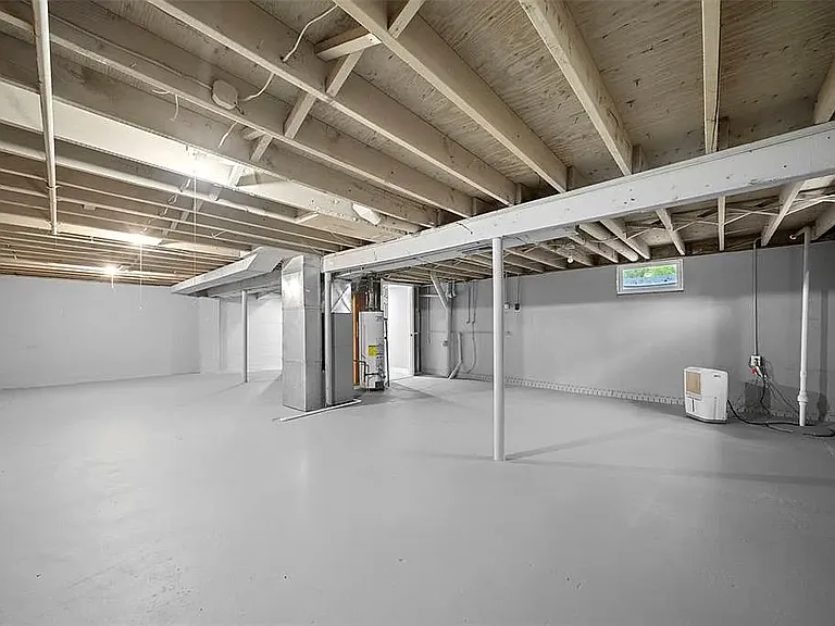 506 Meyer Rd — Photo 16