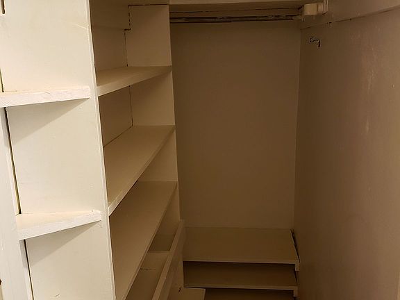 4th image of 387 Convent Ave #1