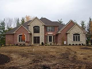 1st image of 3 Myerdale Dr