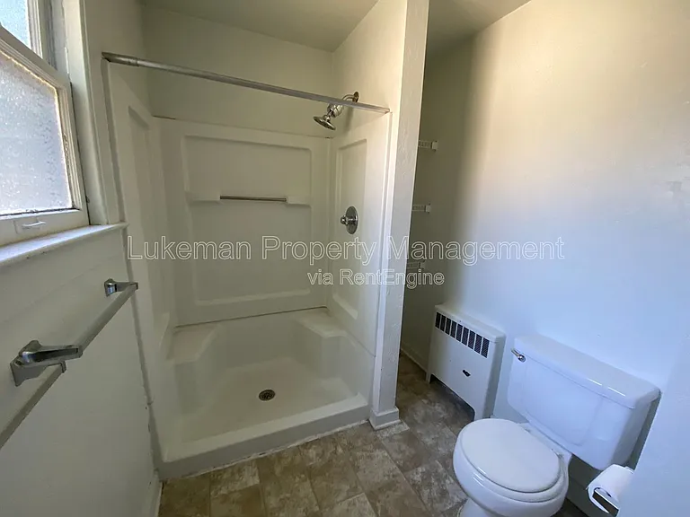 431 W Vine St — Photo 28
