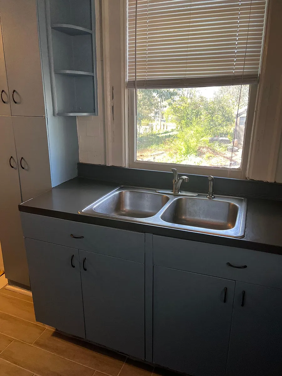 Building Photo - 964 Ralph McGill Blvd NE #3