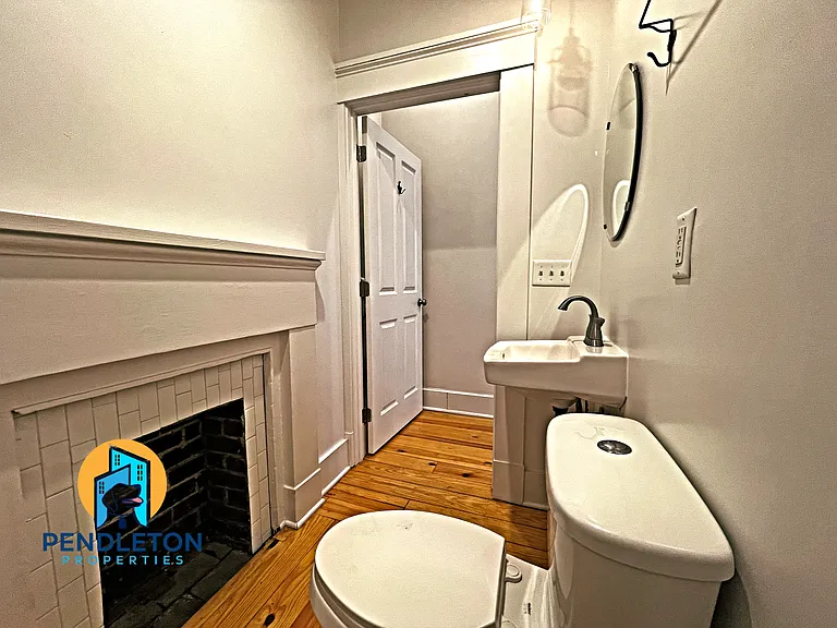 514 E 12th St #3 — Photo 7