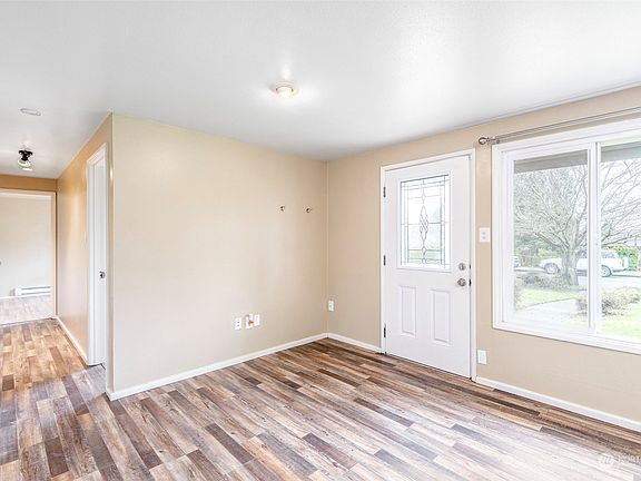 4th image of 3122 N Villard Street