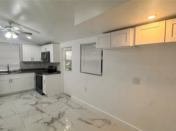 1905 Harding St, Hollywood, FL