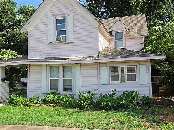 2nd image of 402 E Warner Ave