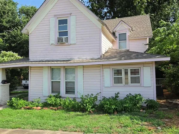 902 W Warner Ave, Guthrie, OK 73044