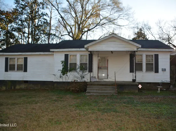 131 Plummer Cir, Jackson, MS 39212