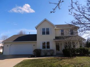 2933 Sunray Ln, Green Bay, WI 54313