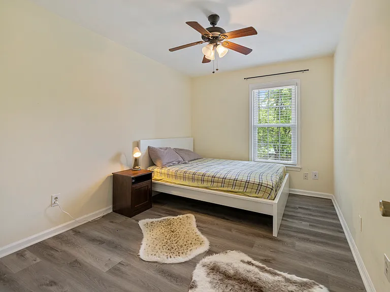 5632 Campus Dr — Photo 17